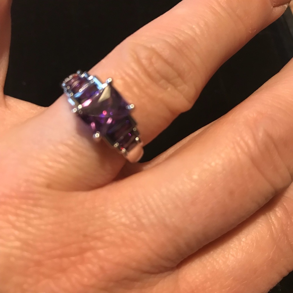 Purple ring - Picture 3 of 4